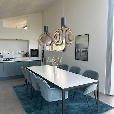 Fantastisk Havudsigt Og Udespa بيت للعطل Hjørring