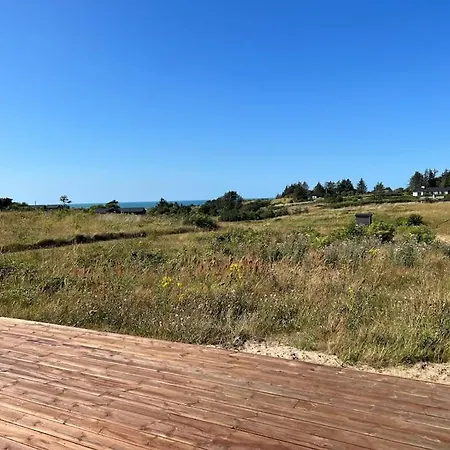 Holiday home Fantastisk Havudsigt Og Udespa Hjorring